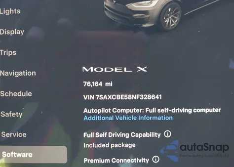 2022 Tesla Model X Dual Motor All-Wheel Drive z USA, uszkodzony, nr VIN 7SAXCBE58NF328641